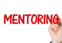 Czym się różni mentoring od coachingu?